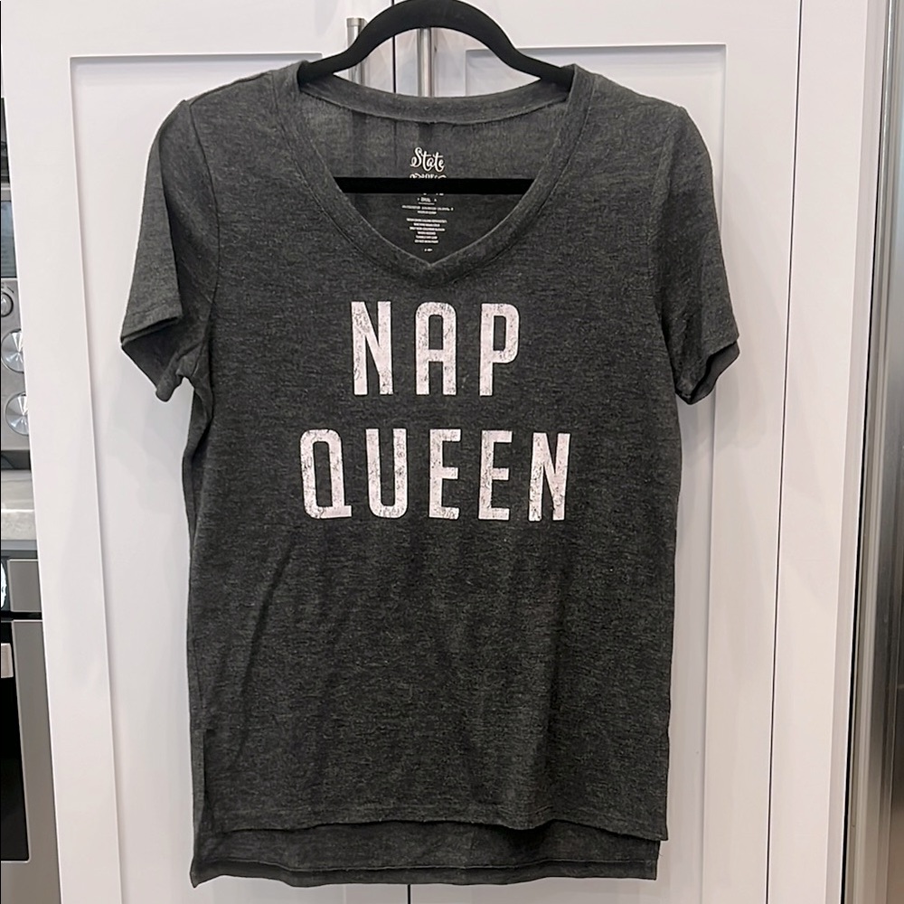 Dark Gray Heathered 'Nap Queen' Short Sleeve Novelty T-Shirt